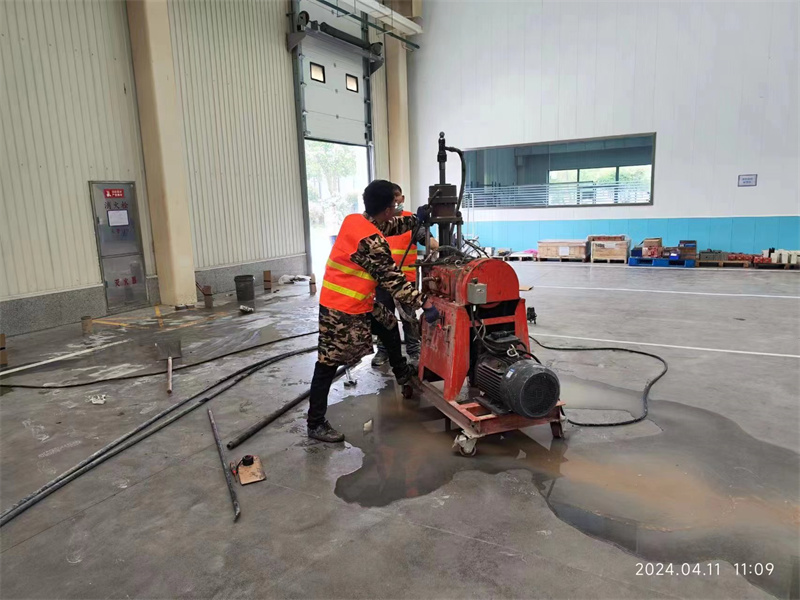 天门厂房地面下沉塌陷注浆加固施工